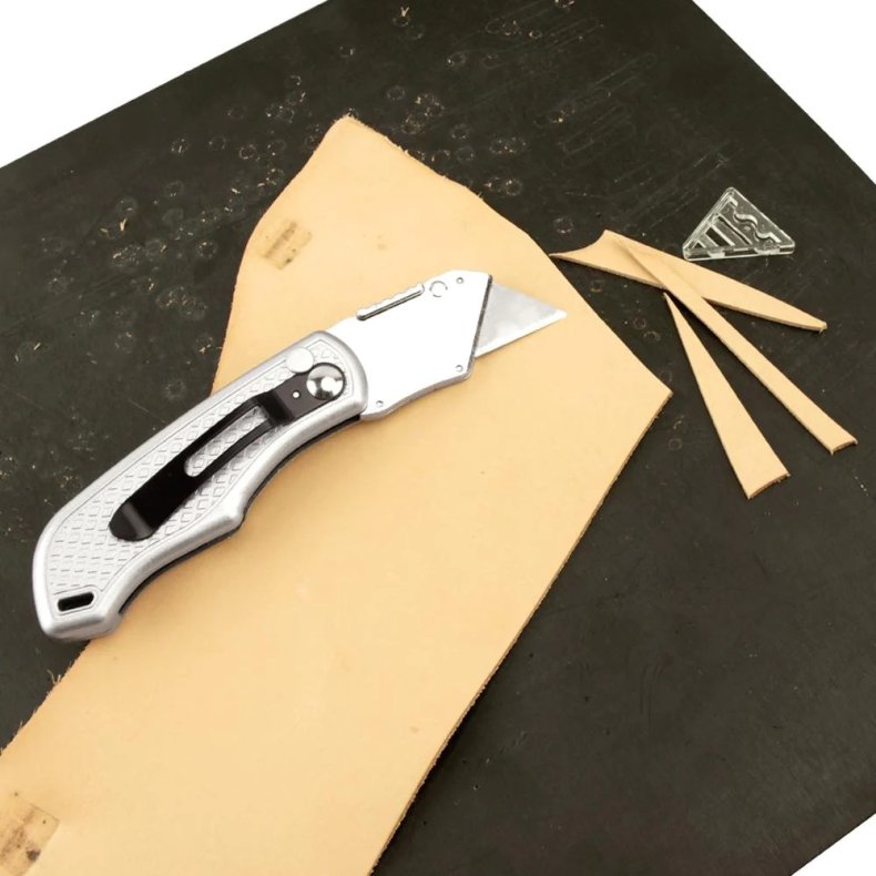 Foldekniv med blteclips