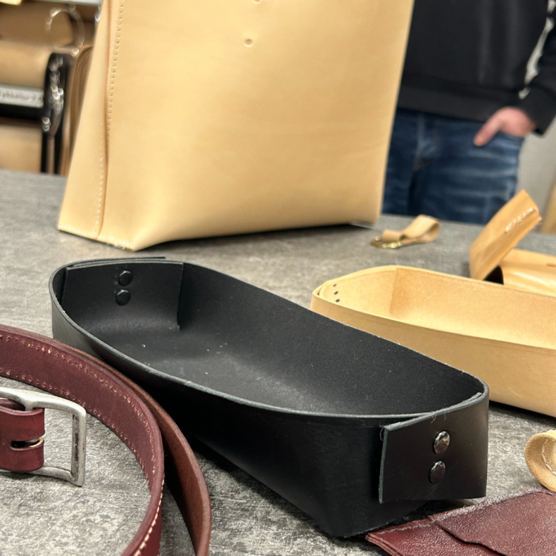 Begynderkursus i l�derarbejde og bogbinding