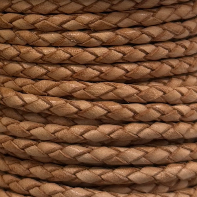 Braided Bolo Cord, 4 mm, pr. spool