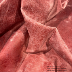 Half side, waxed with pull up,1,0-1,5 mm.