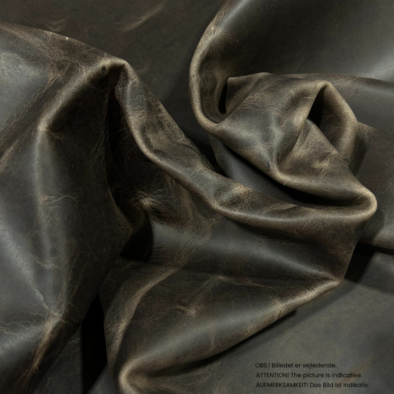 Cowside, waxed with pull up, 1,0-1,5 mm.