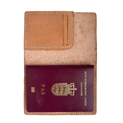 MakerAidR Riley Passport Case Kit