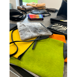 Sy tasker i bldt skind