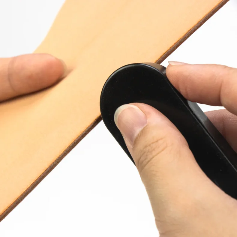 Craftplus� Edge Wax