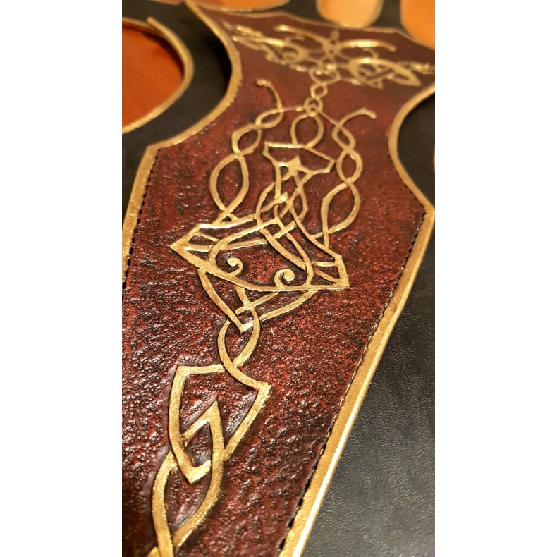 Moderne prgning og punsling i lder.