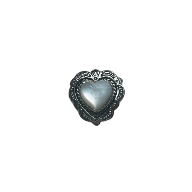 Conchos Heart White Shell